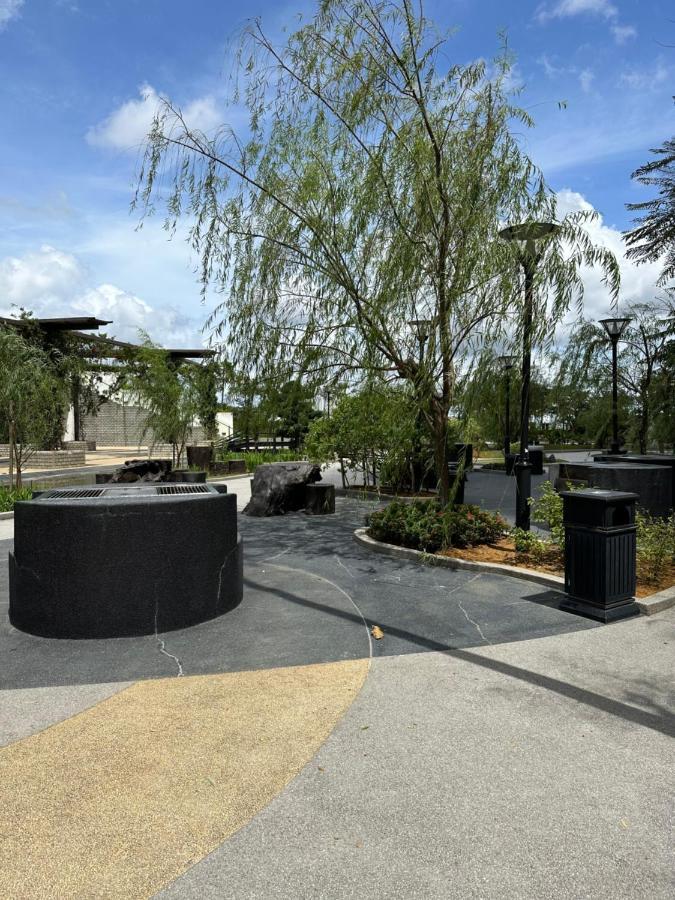 [Starry Homes @ Green Haven] 2Beds 2Bath+Pool View Masai Buitenkant foto