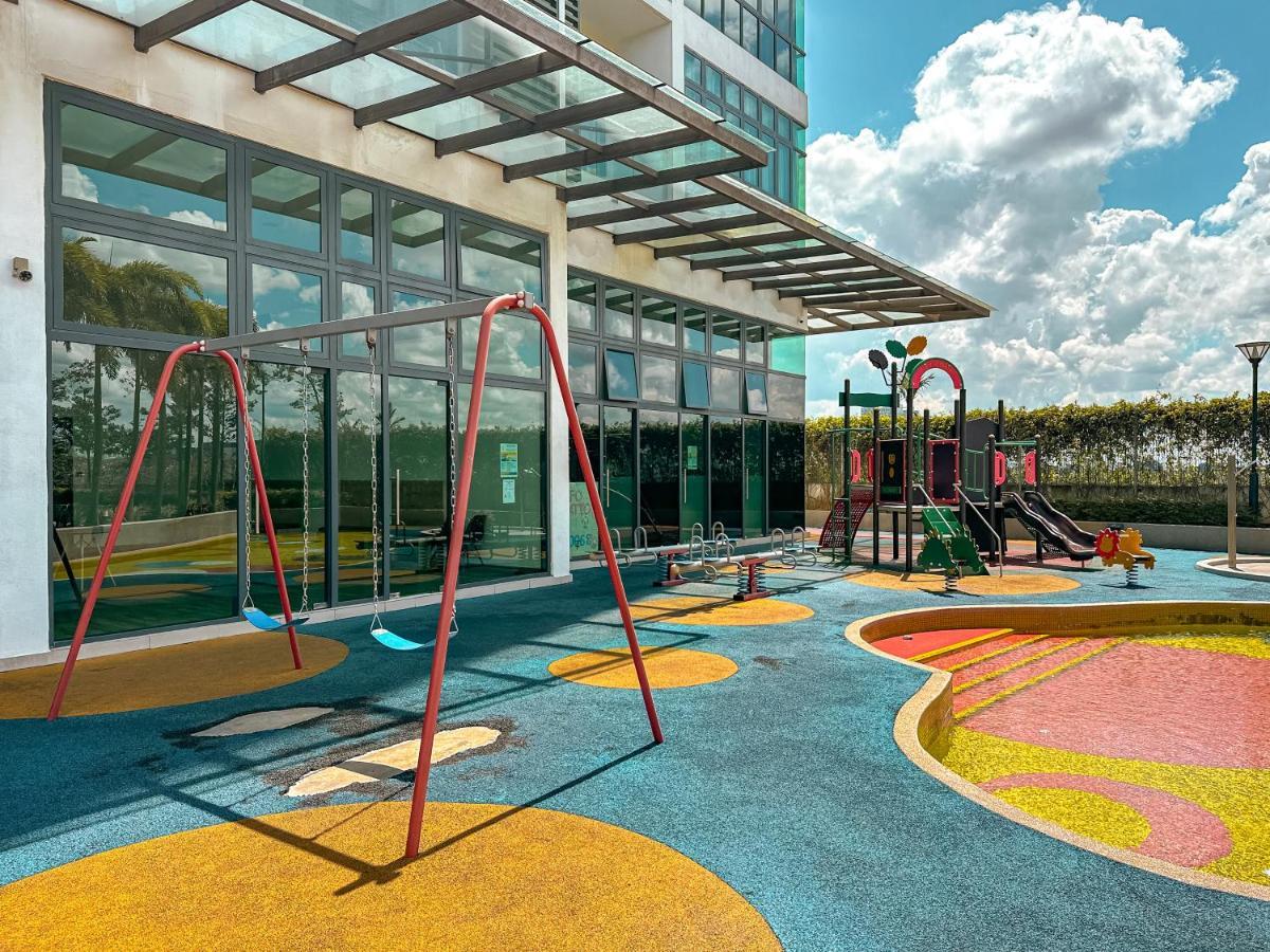 [Starry Homes @ Green Haven] 2Beds 2Bath+Pool View Masai Buitenkant foto